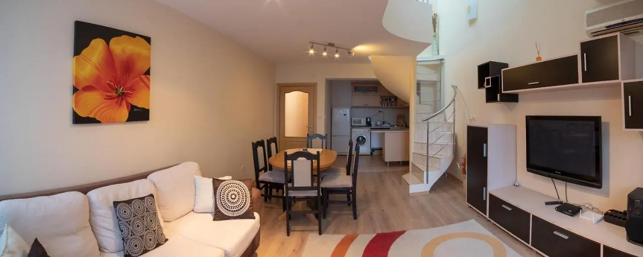 Apartment Maisonette Picadilly Warna