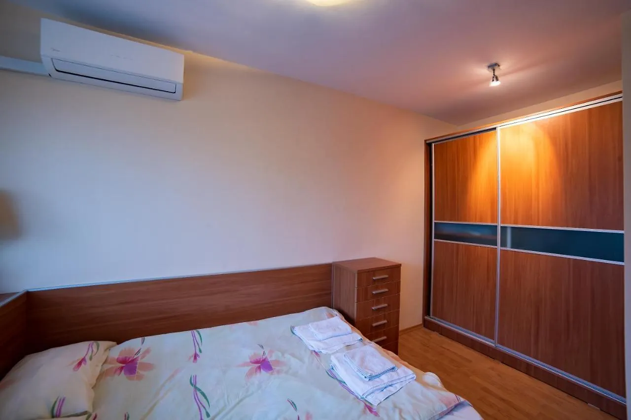 Apartment Maisonette Picadilly Warna
