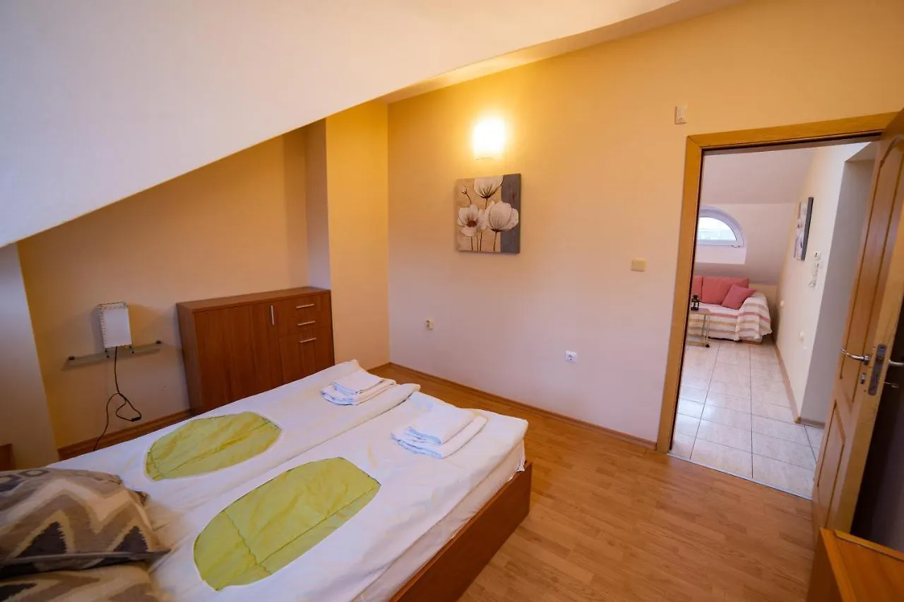 Apartment Maisonette Picadilly Warna Bulgarien