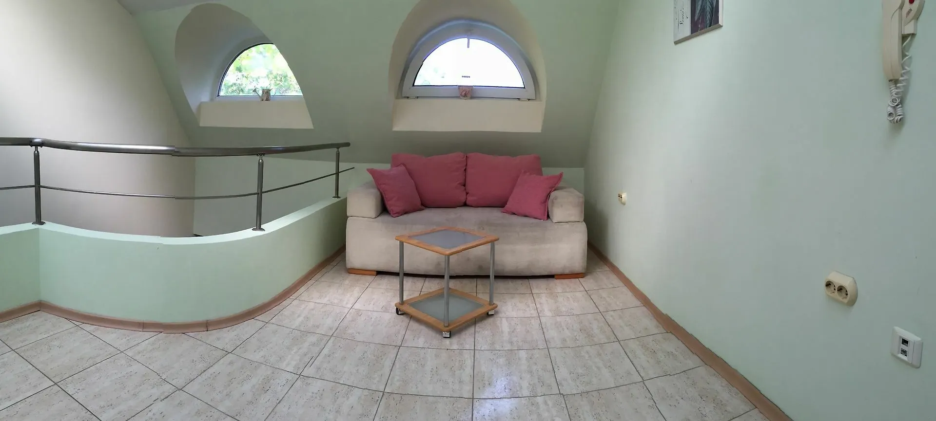 Maisonette Picadilly Warna Apartment
